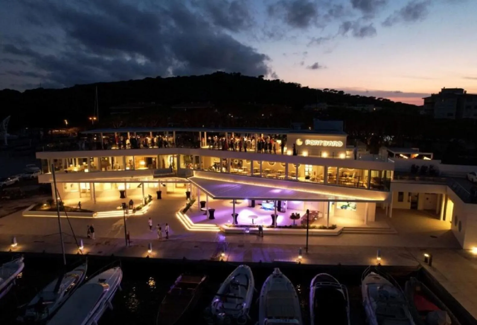 A&A Brothers Boutique -Marina Port D'Aro- S'Agaro 0*,  Španělsko