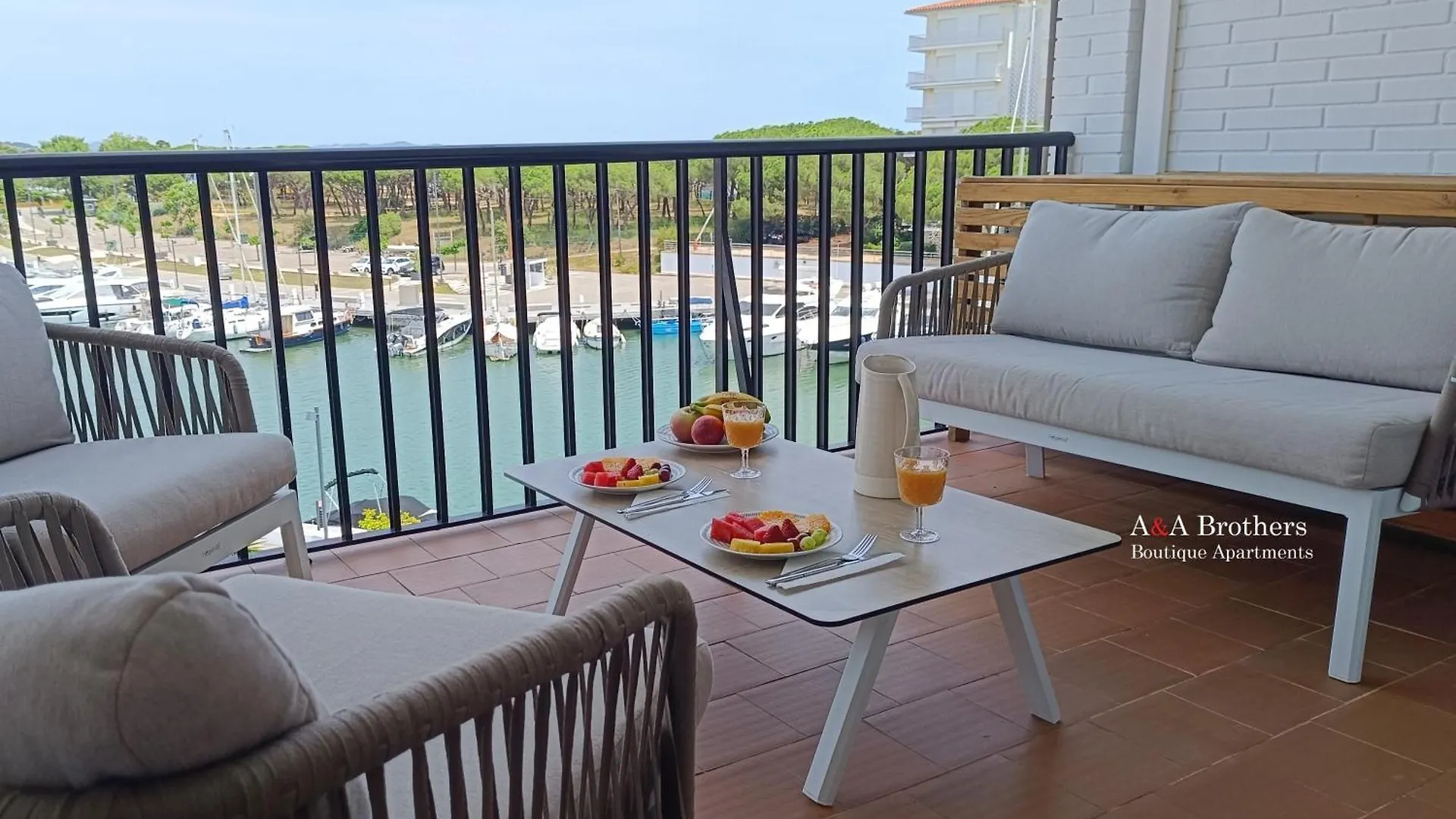 Apartment A&A Brothers Boutique Suites -Marina Port D'Aro-