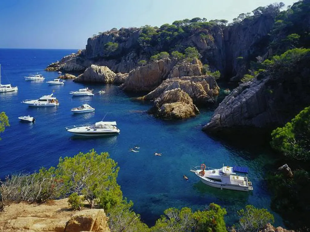 A&A Brothers Boutique Suites -Marina Port D'Aro- 0*, S'Agaro Spain